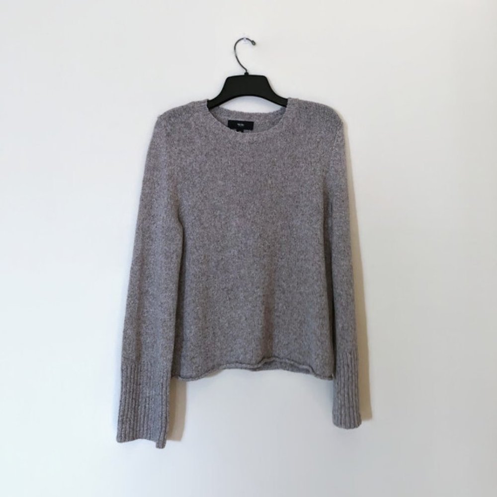 Knit crew neck sweater ✿